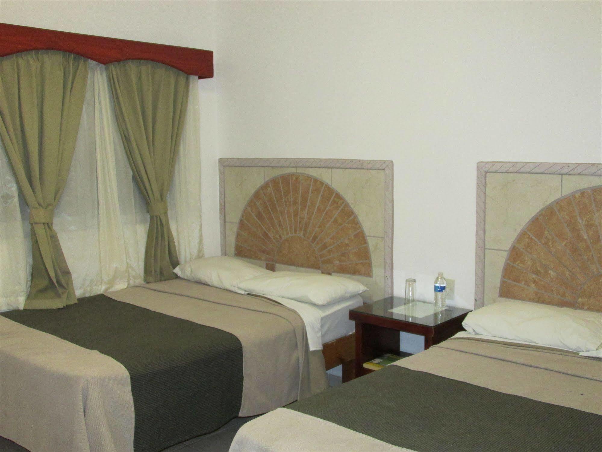 Hotel Albatros Palace Manzanillo Dış mekan fotoğraf